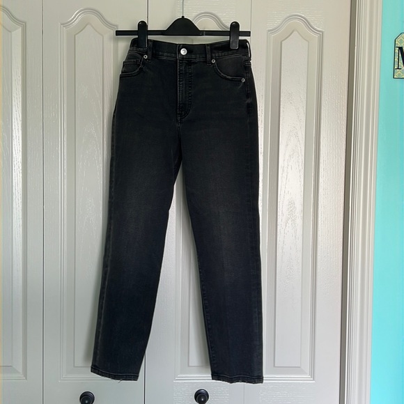 Express Straight Leg High Rise Black Jeans - Picture 1 of 8